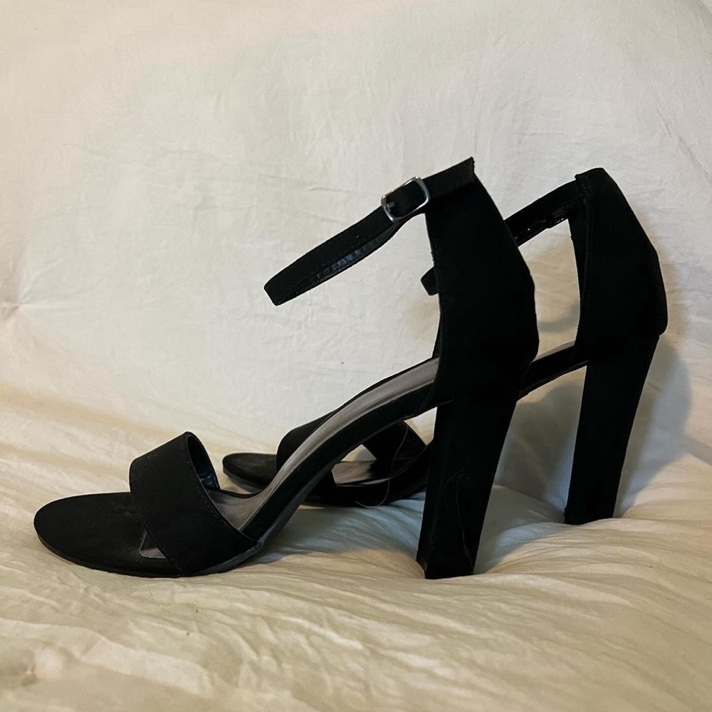 Women’s Black Heels